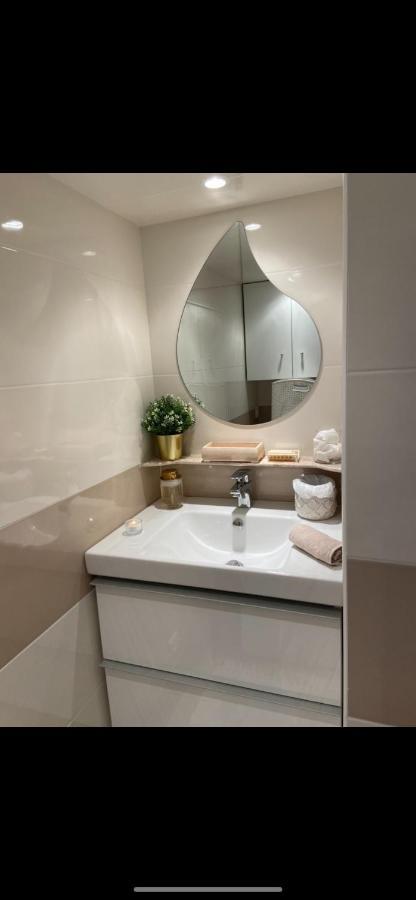 Appartement En Bord De Mer Fos-sur-Mer Exteriör bild